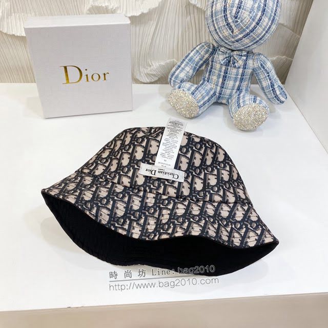 Dior男女同款帽子 迪奧雙面滑面材質漁夫帽遮陽帽  mm1196